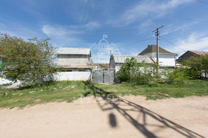 Дом 80 м² на участке 5,4 сот.