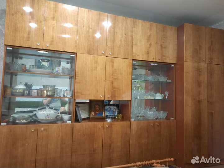 Стенка в гостиную бу