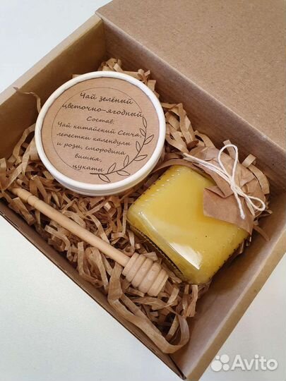 Подарочный бокс чай и мед. Подарочный набор