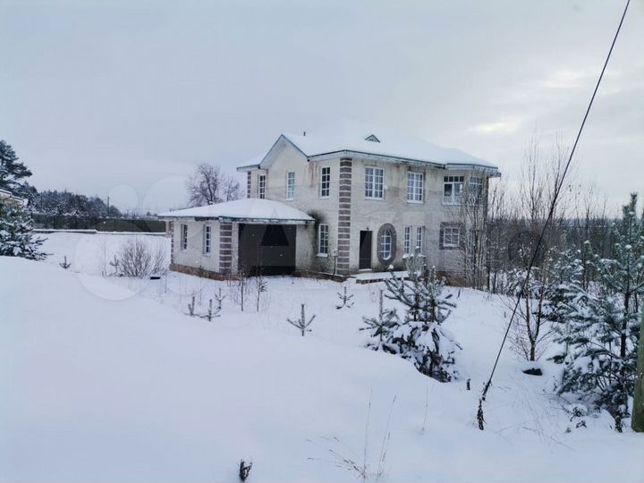 Коттедж 329,5 м² на участке 25 сот.