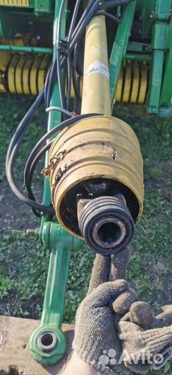 Пресс-подборщик John Deere 582, 2003