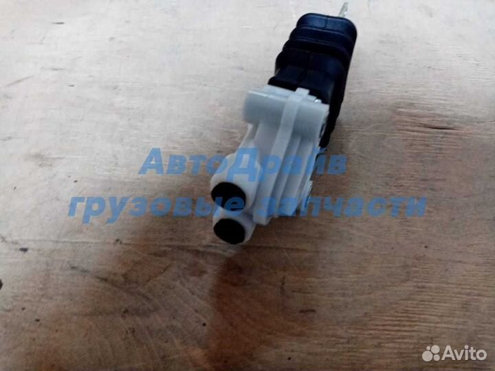 Кран уровня пола кабины Renault Magnum Premium Ker