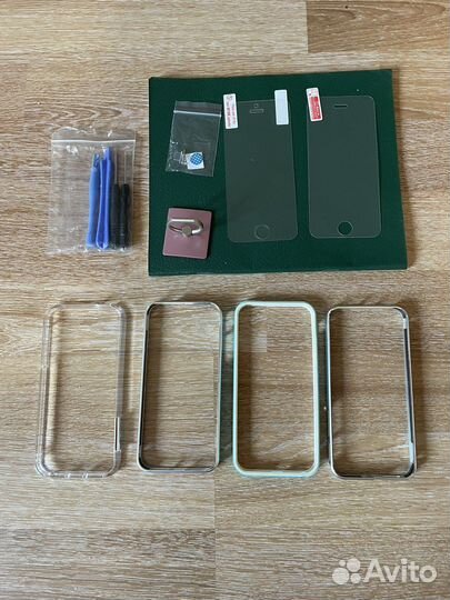 Аксессуары для iPhone 5, 5s