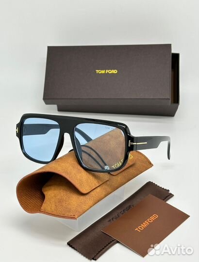 Солнцезащитные очки tom ford