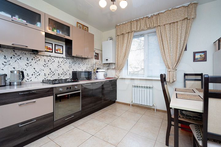 Дом 115,3 м² на участке 2,5 сот.