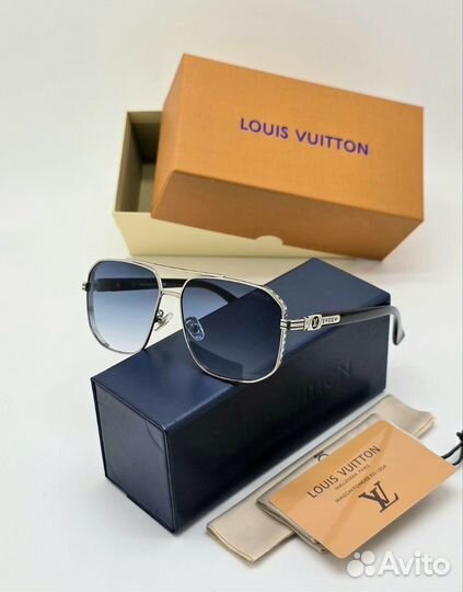 Солнцезащитные очки Louis Vuitton