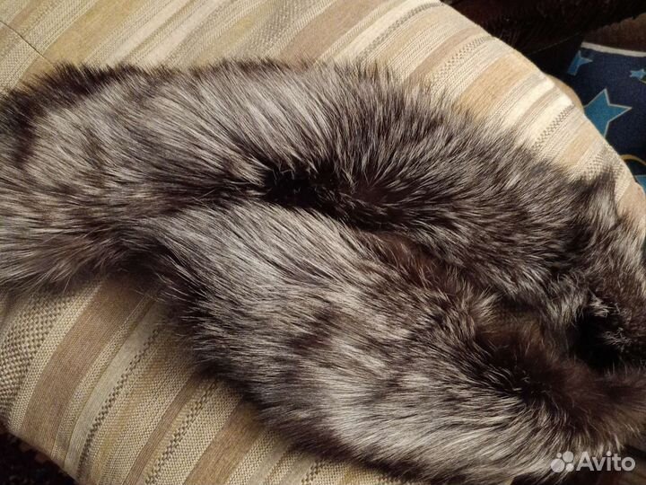 Меховой воротник песец