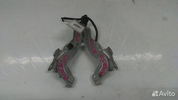 Петля капота toyota avensis AZT250 1AZ-FSE контрактная