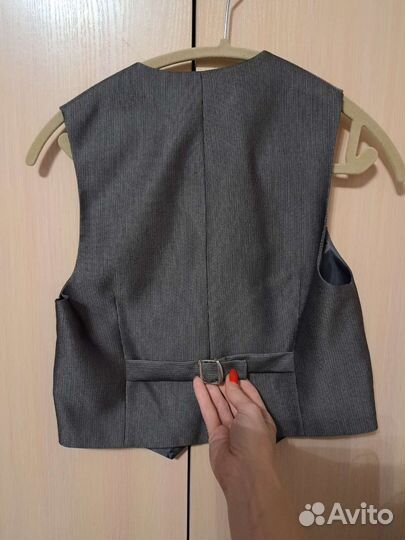 Костюм тройка для мальчика 128 р-р