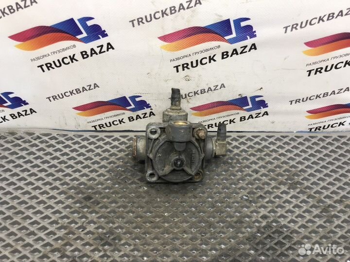 Клапан ускорительный