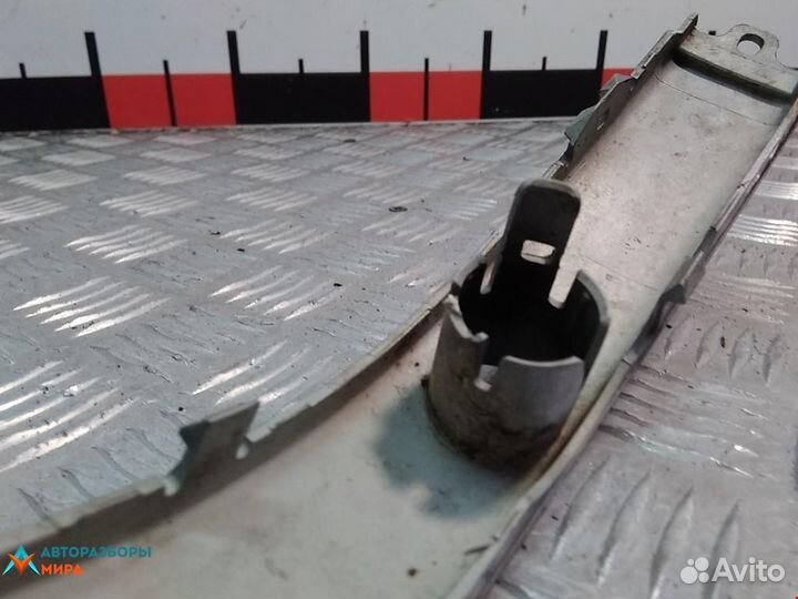 Накладка декоративная BMW 5 E39 рест. 2002