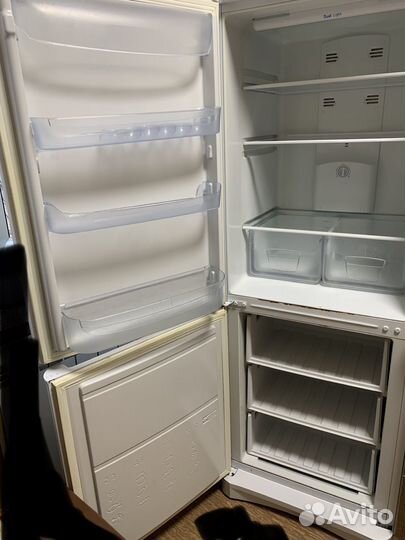 Холодильник indesit