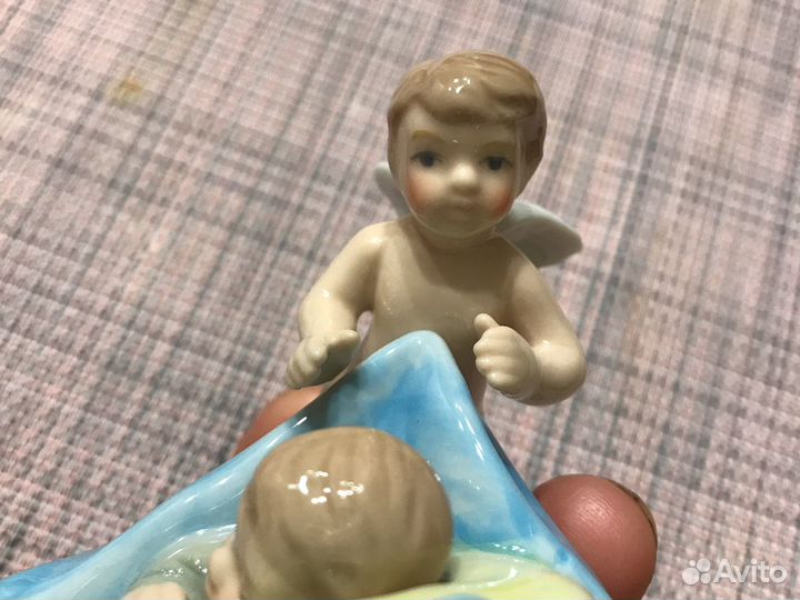 Фигурка фарфор