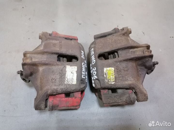 Суппорт тормозной передний Peugeot 206 1998-2012