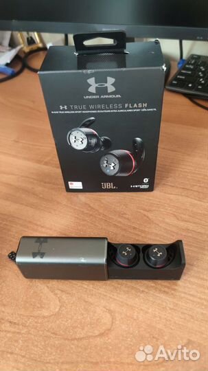 Беспроводные наушники jbl under armour
