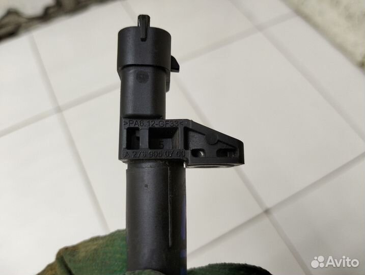 Датчик коленвала Mercedes W218 CLS