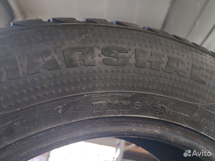 Marshal I'Zen RV Stud KC16 225/65 R17 98T