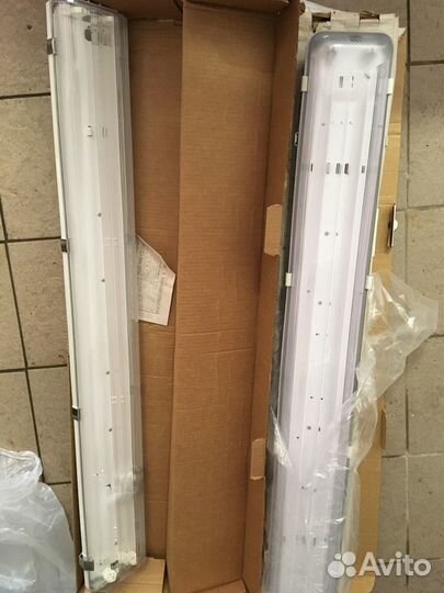 Светильники люминесцентные, точечные и другие