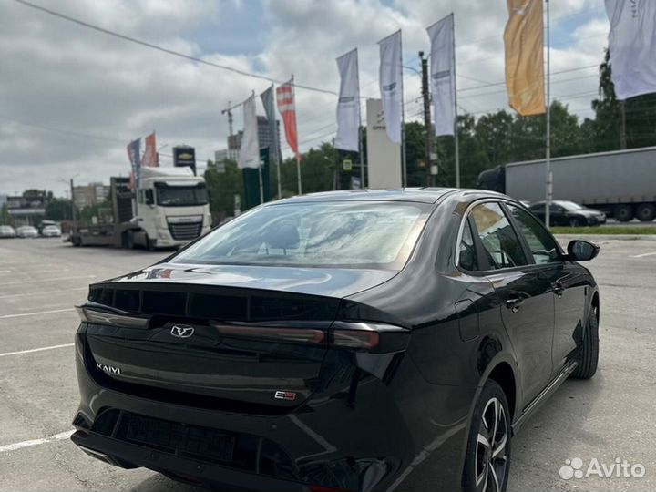 Kaiyi E5 1.5 CVT, 2023