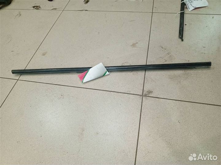 Накладка стекла заднего левого (бархотка) Hyundai