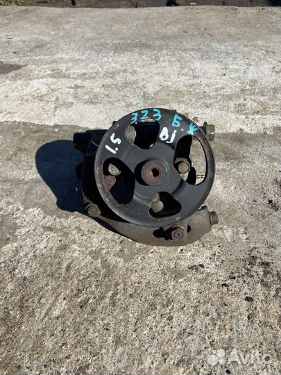 Насос гур Мазда 323 bj