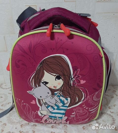 Школьный рюкзак для девочки