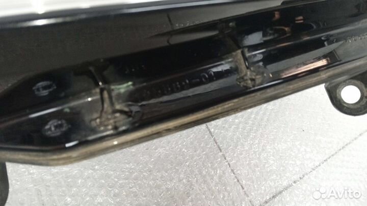 Фара левая VW Touareg 2 2014-2018