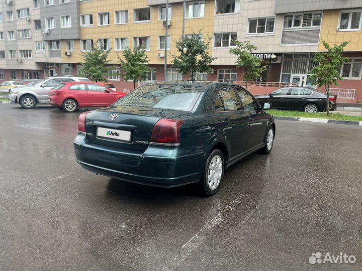Toyota Avensis 1.8 МТ, 2006, 313 000 км