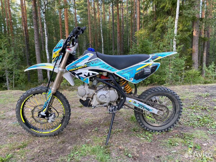 Regulmoto seven 125E