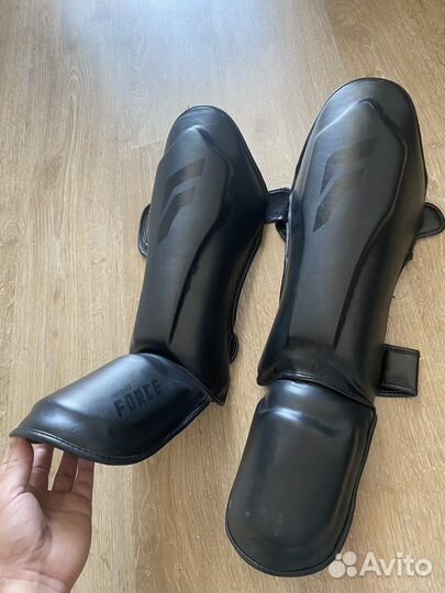 Защита для ног единоборства