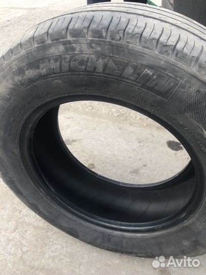 Michelin Agilis Plus 215/70 R16