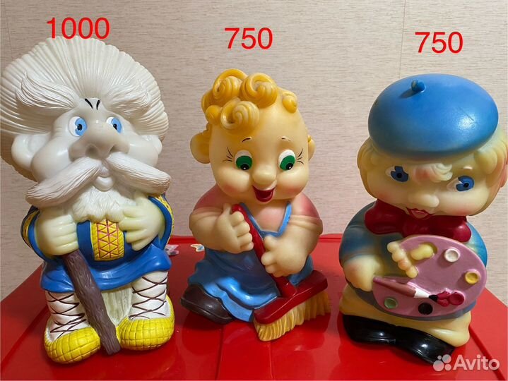 Игрушки резиновые много, цены разные