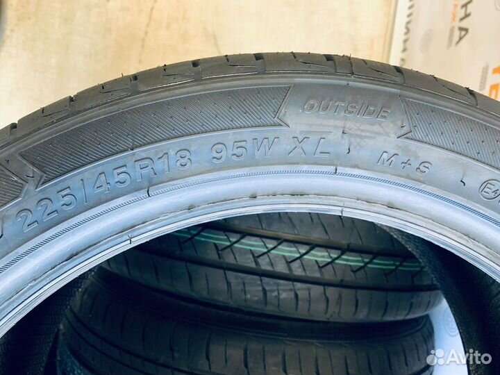 Rockblade Rock 525 225/45 R18 95W