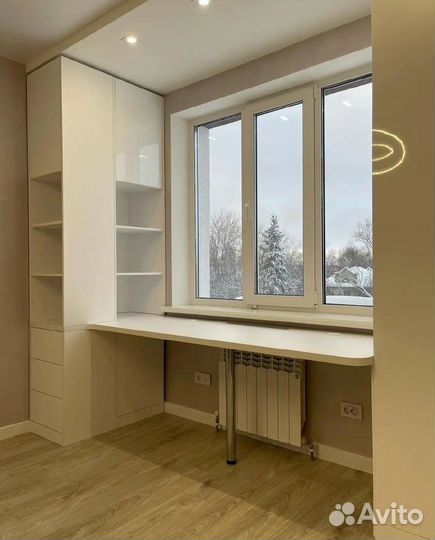 Рабочий стол для школьника