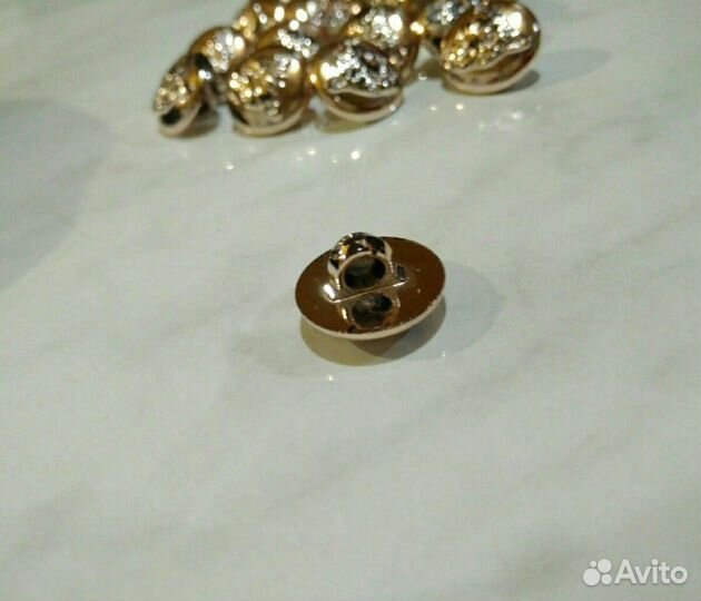 Пуговицы, стразы