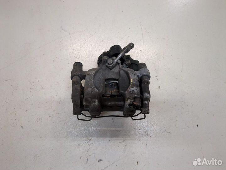 Суппорт Volkswagen Tiguan, 2020