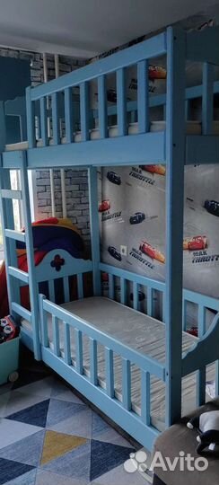 Двухъярусная кровать бу с матрасами