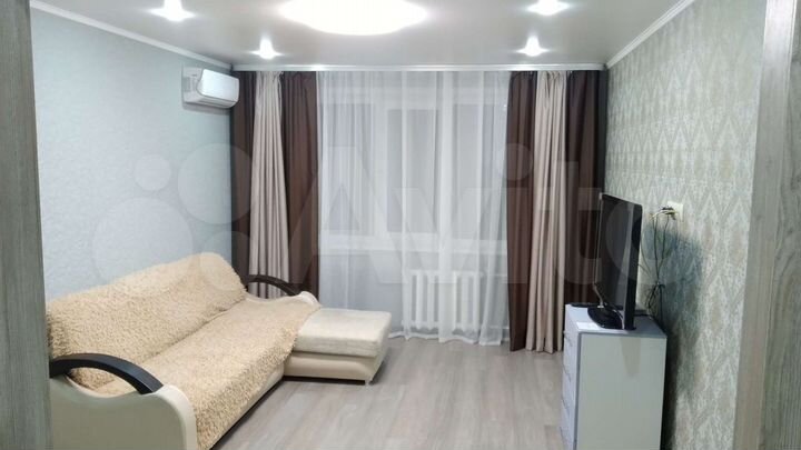 2-к. квартира, 52 м², 9/9 эт.