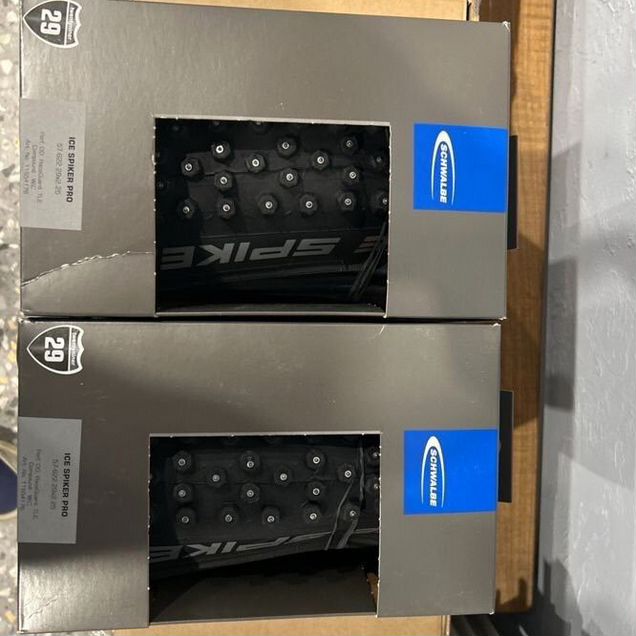 Шины зимние Schwalbe Ice Spiker Pro шипы