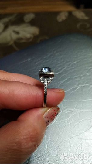 Серебряное кольцо