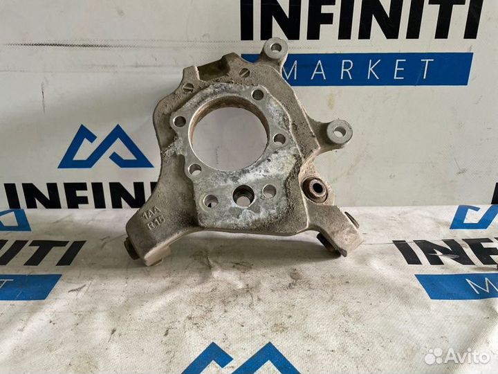 Кулак задней подвески задний правый Infiniti Qx70