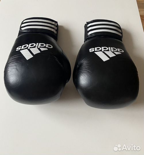 Боксерские перчатки Adidas Performer New