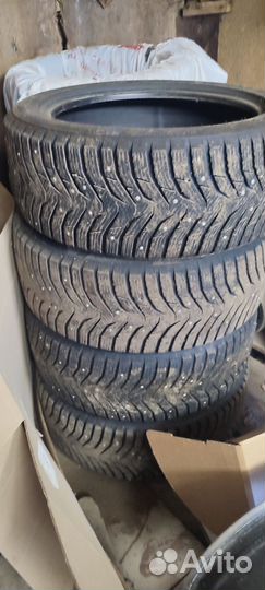 Pirelli Formula Ice 215/55 R17 98T