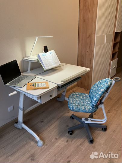 Кресло школьника