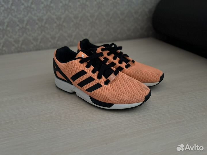 Кроссовки adidas оригинальные 37 1/3