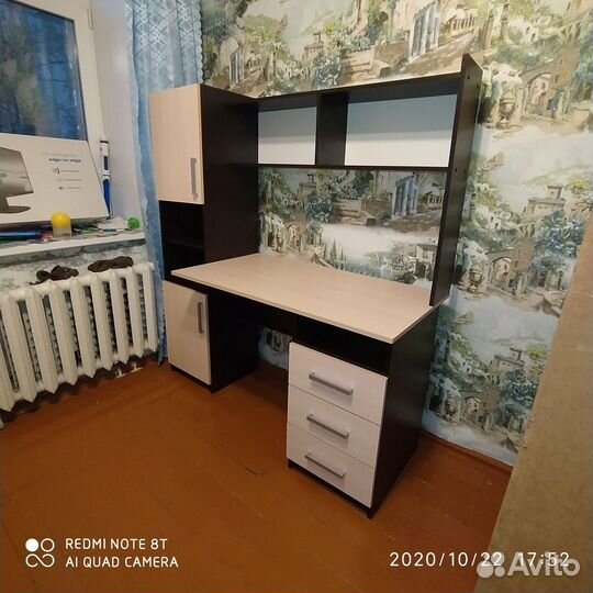 Стол компьютерный с пеналом