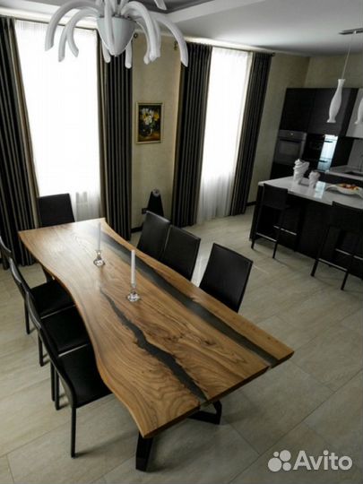 Кухонный стол