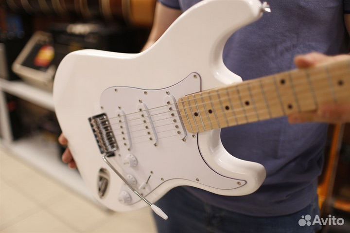 Электрогитара Terris + Аксессуары