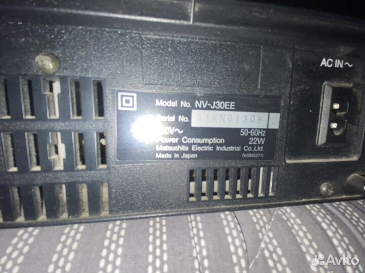 Видеомагнитофон Panasonic nv-j30HQ