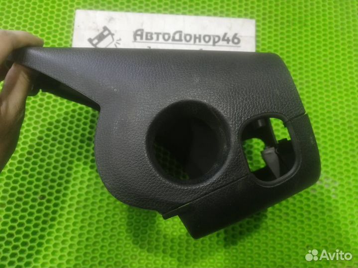 Кожух рулевой колонки Renault Logan 1